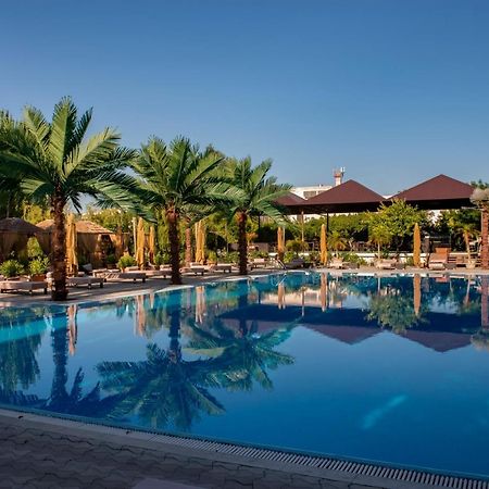 Cross Resort Hotel Erivan Dış mekan fotoğraf