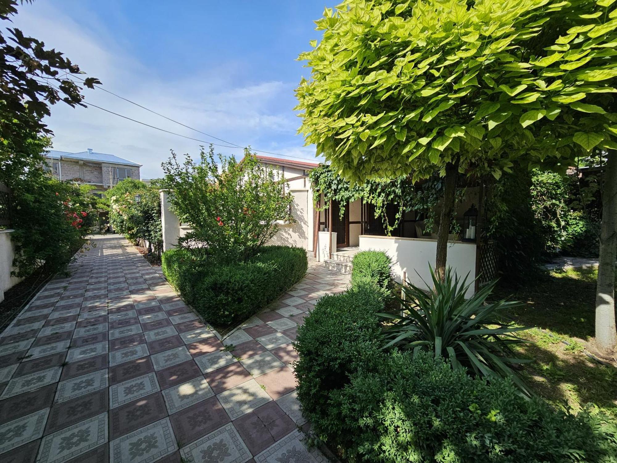 Cross Resort Hotel Erivan Dış mekan fotoğraf