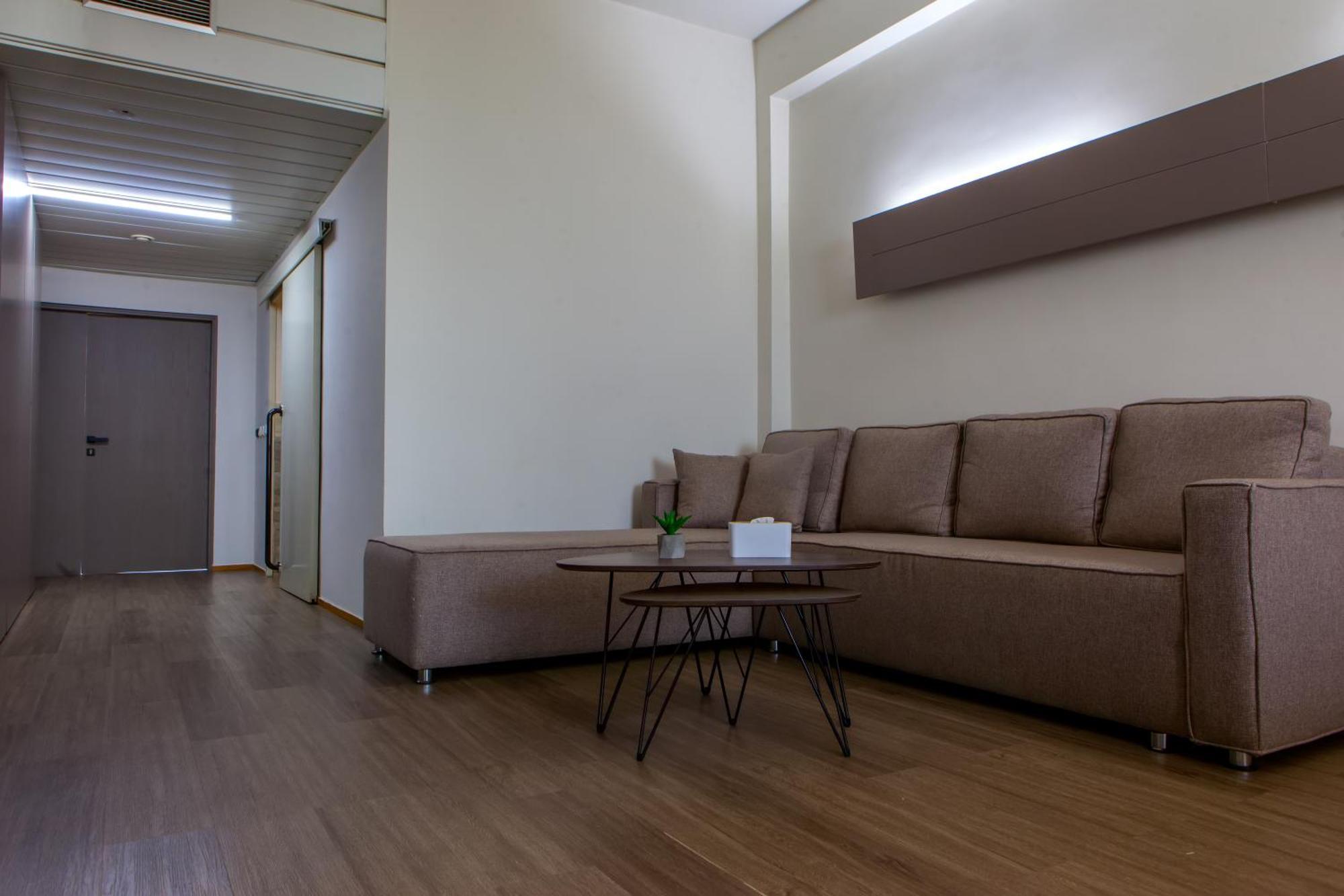 Cross Resort Hotel Erivan Dış mekan fotoğraf