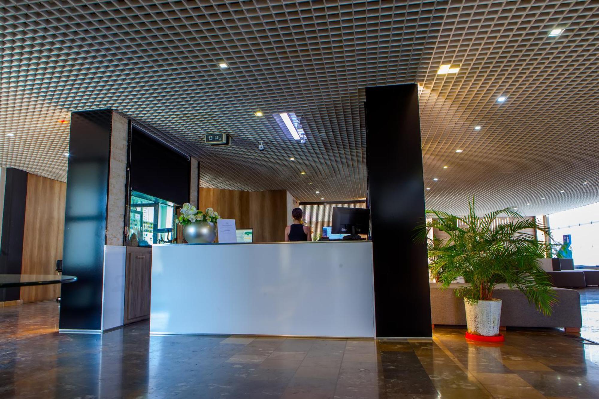 Cross Resort Hotel Erivan Dış mekan fotoğraf