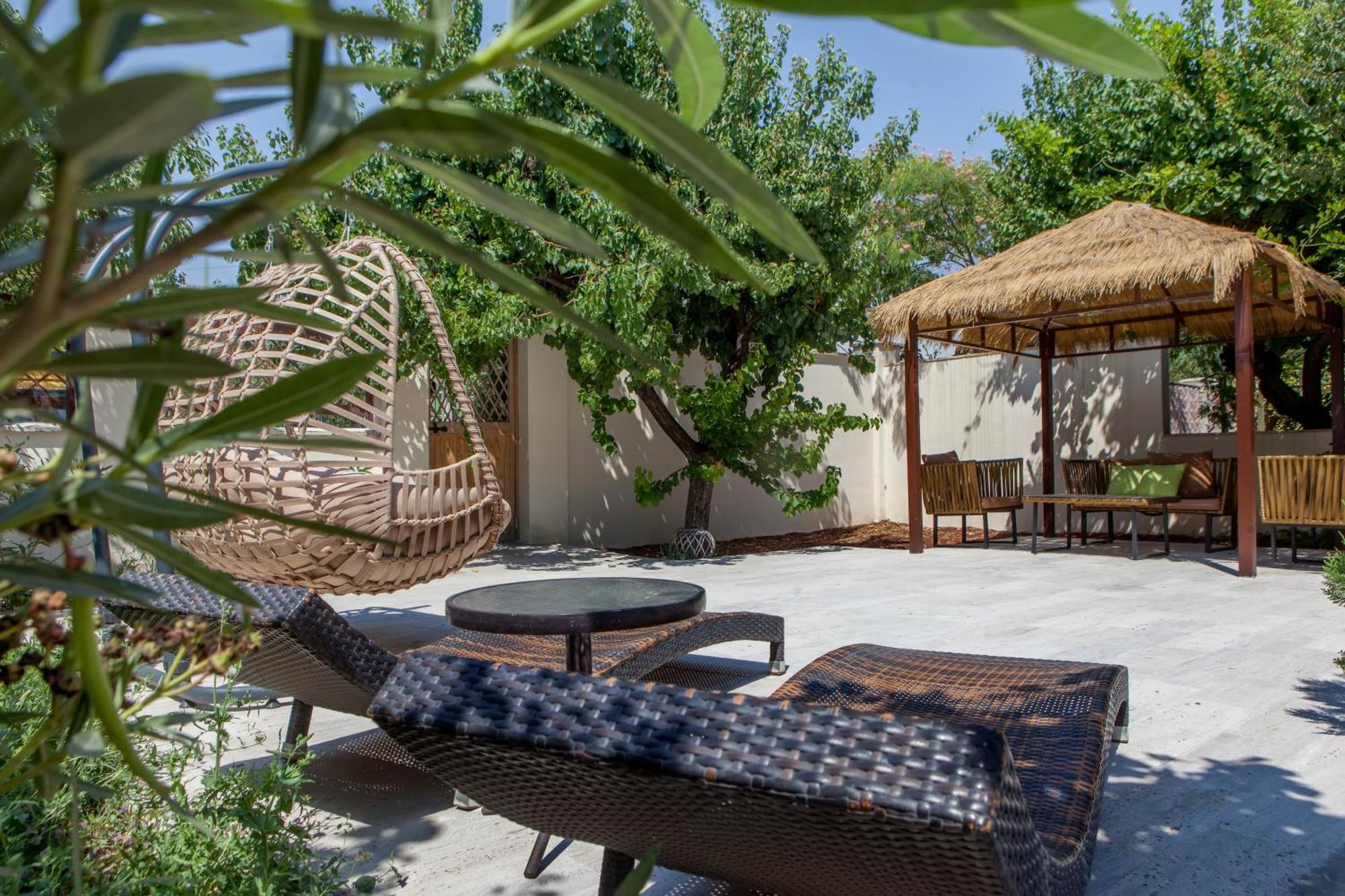 Cross Resort Hotel Erivan Dış mekan fotoğraf
