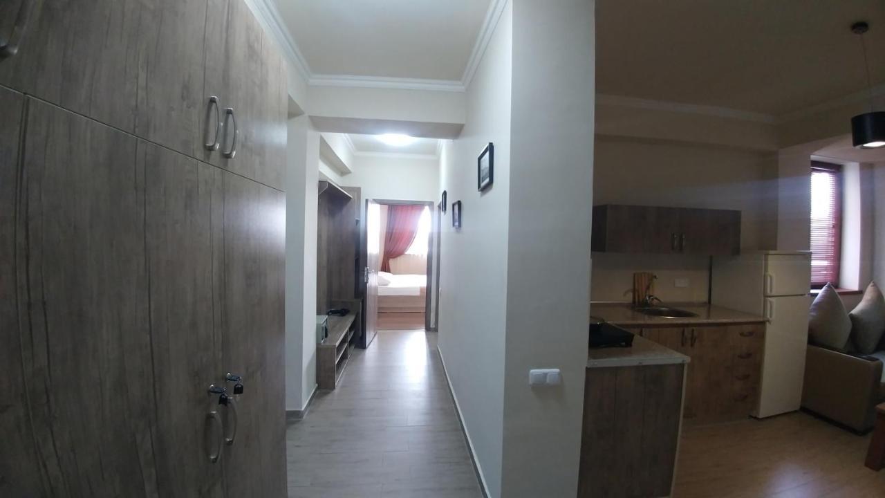 Cross Resort Hotel Erivan Dış mekan fotoğraf