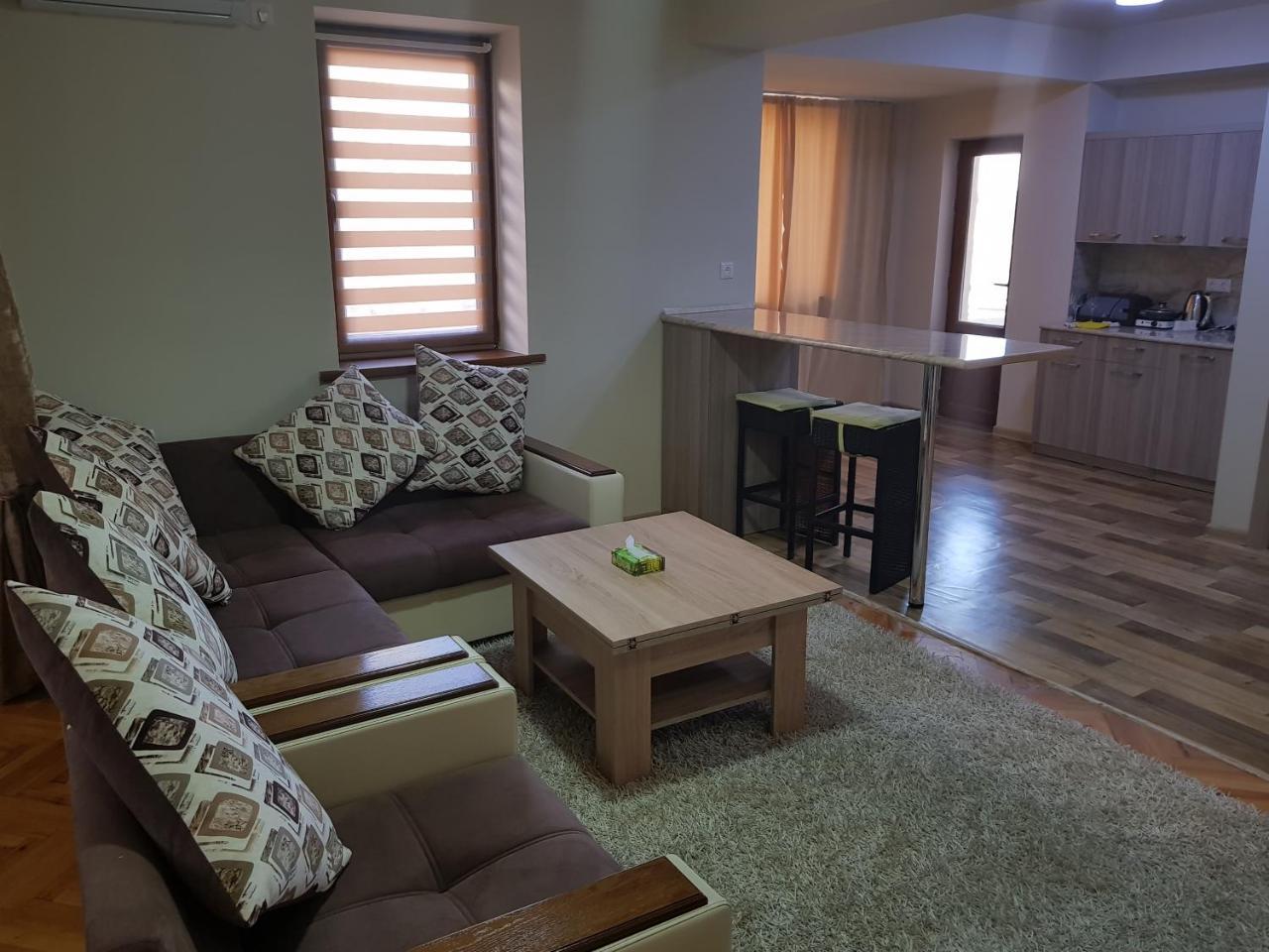 Cross Resort Hotel Erivan Dış mekan fotoğraf